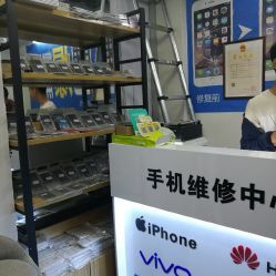 为什么一些路边的手机店很冷清卖不了几部手机却活得很滋润？(图5)